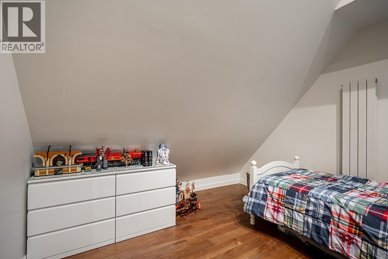 3576 Marshall Street, Vancouver, BC - Indoor Photo Showing Bedroom