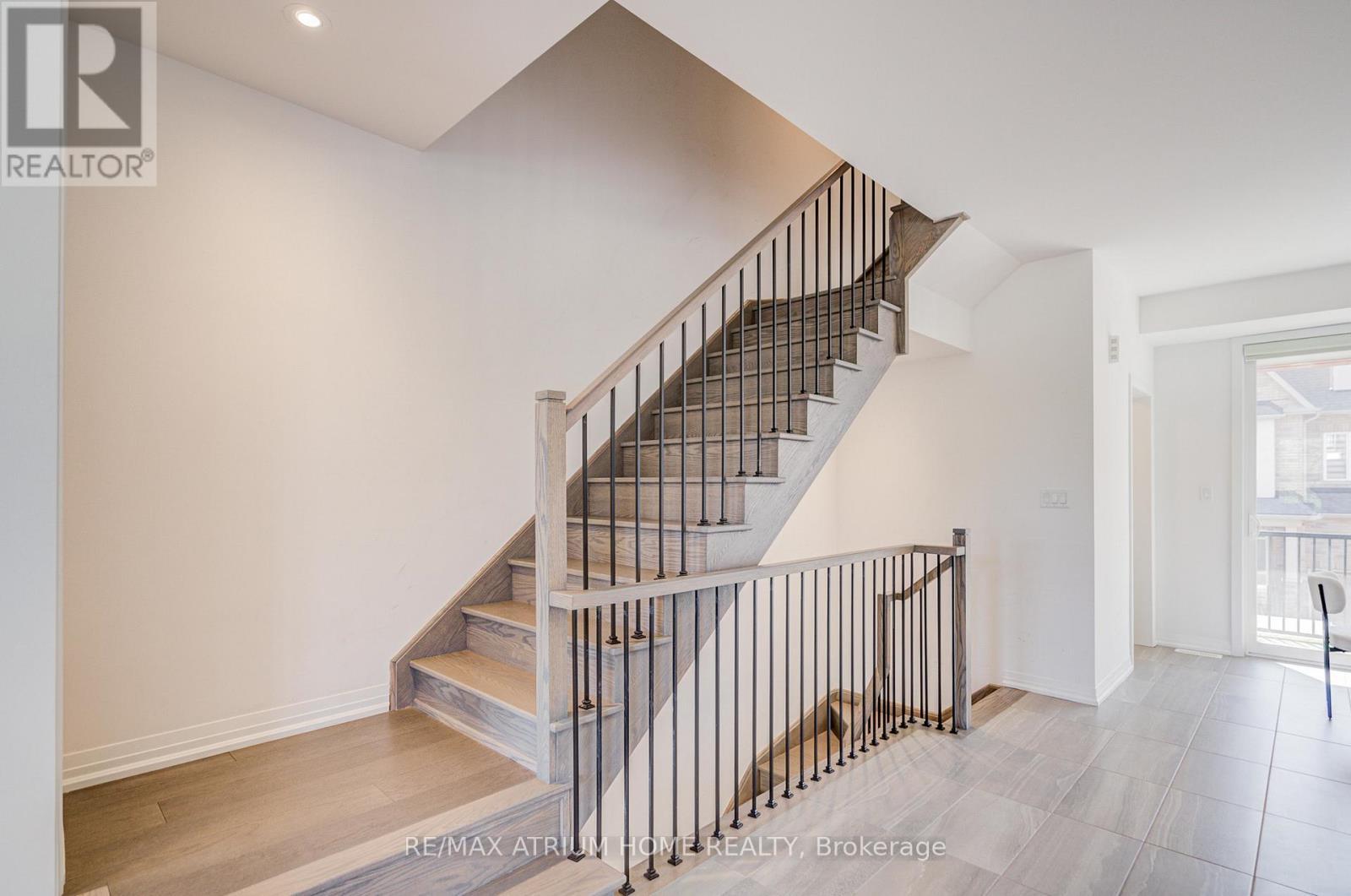 9076 Woodbine Ave, Markham, ON - Indoor Photo Showing Other Room