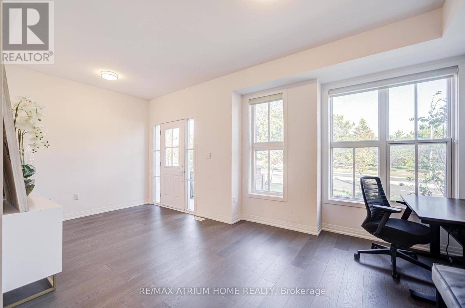 9076 Woodbine Ave, Markham, ON - Indoor Photo Showing Other Room