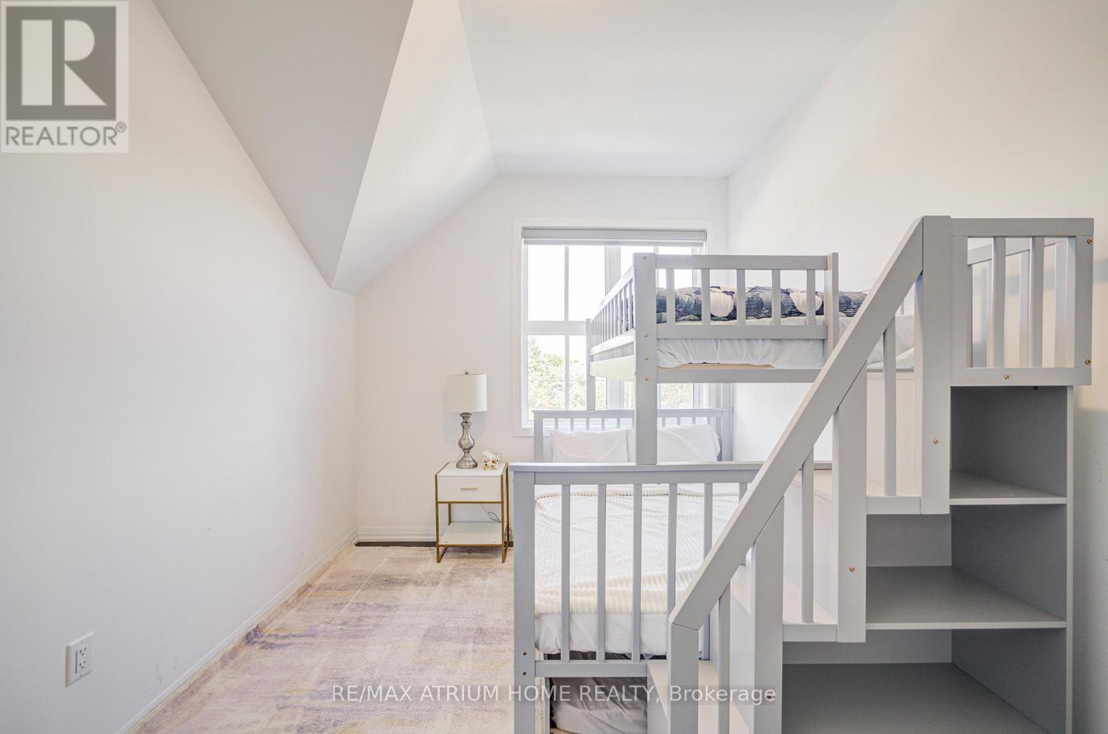 9076 Woodbine Ave, Markham, ON - Indoor Photo Showing Other Room