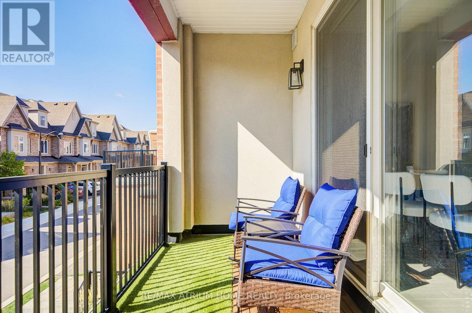 9076 Woodbine Ave, Markham, ON - Outdoor With Exterior