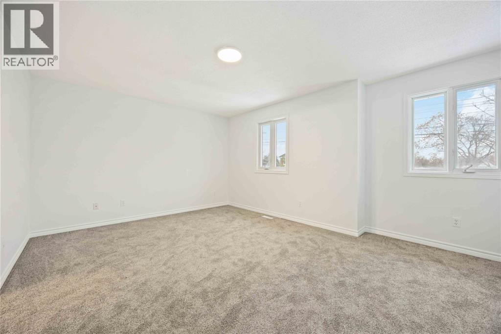 260-266 London Road, Sarnia, ON - Indoor Photo Showing Other Room