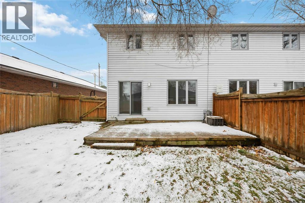 260-266 London Road, Sarnia, ON - Outdoor With Exterior