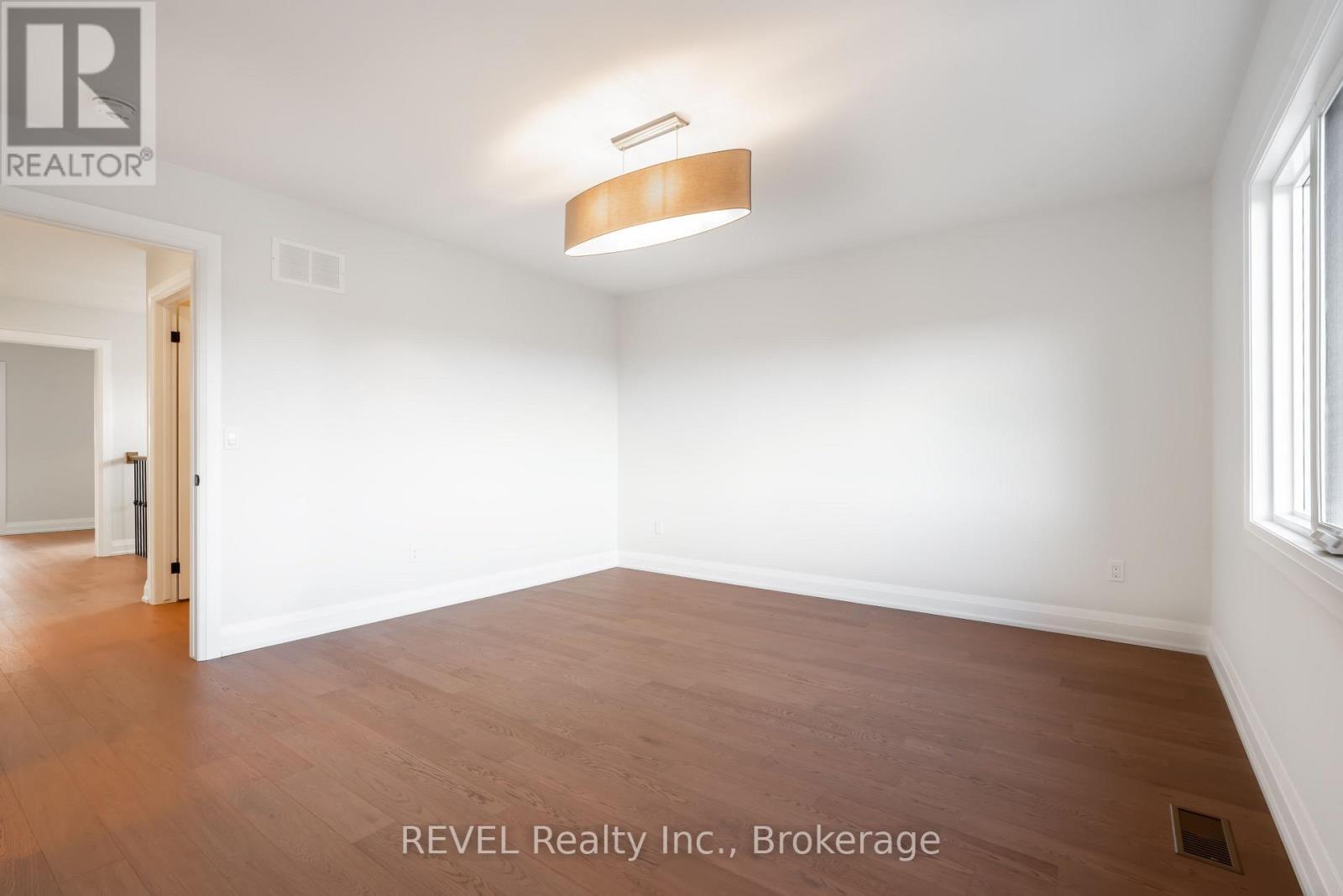 1186 Uppers Lane, Thorold (Rolling Meadows), ON - Indoor Photo Showing Other Room