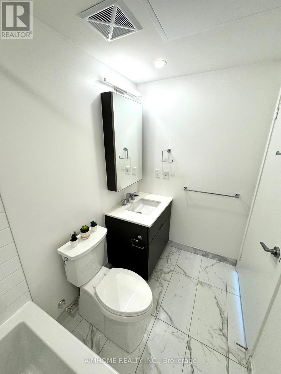 1508 - 25 Richmond Street E, Toronto, ON - Indoor Photo Showing Bathroom