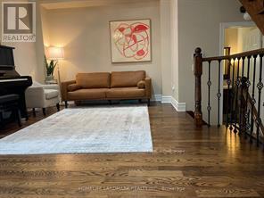 1268 Jezero Crescent, Oakville, ON - Indoor Photo Showing Living Room