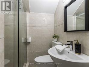 1268 Jezero Crescent, Oakville, ON - Indoor Photo Showing Bathroom