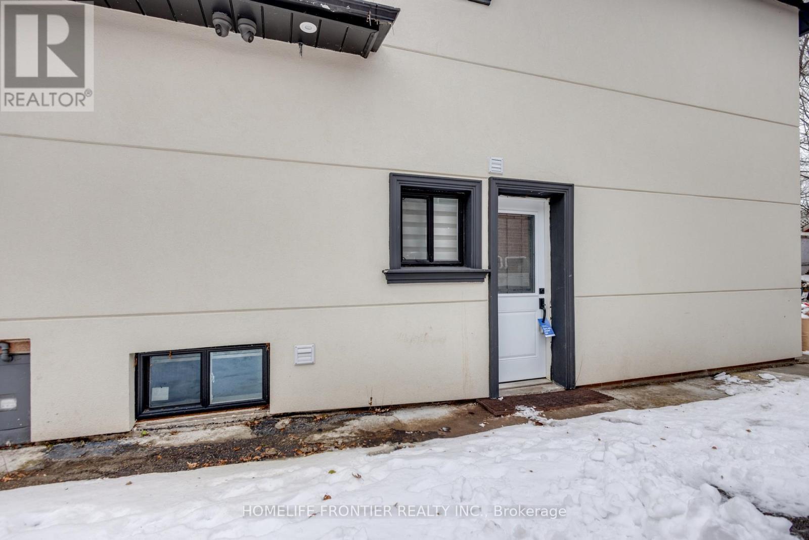 61 Sundial Crescent, Toronto, ON - With Exterior