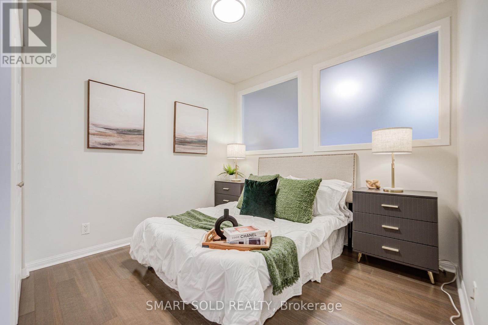 1612 - 11 St Joseph Street, Toronto, ON - Indoor Photo Showing Bedroom