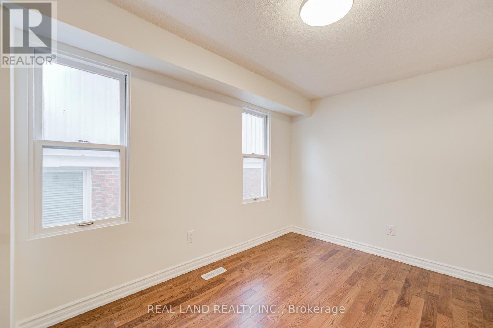 46 Wintermute Boulevard, Toronto, ON - Indoor Photo Showing Other Room
