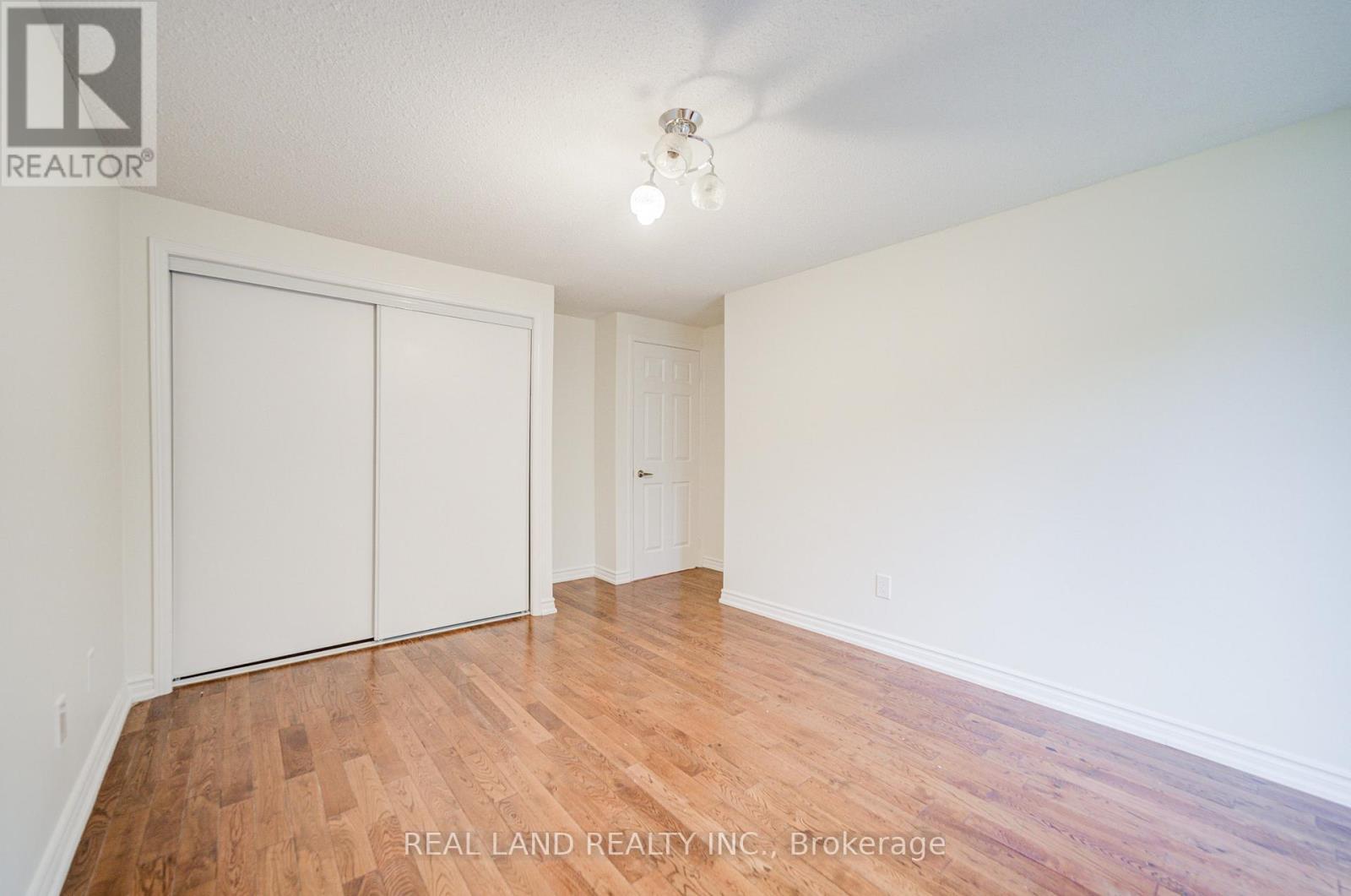 46 Wintermute Boulevard, Toronto, ON - Indoor Photo Showing Other Room