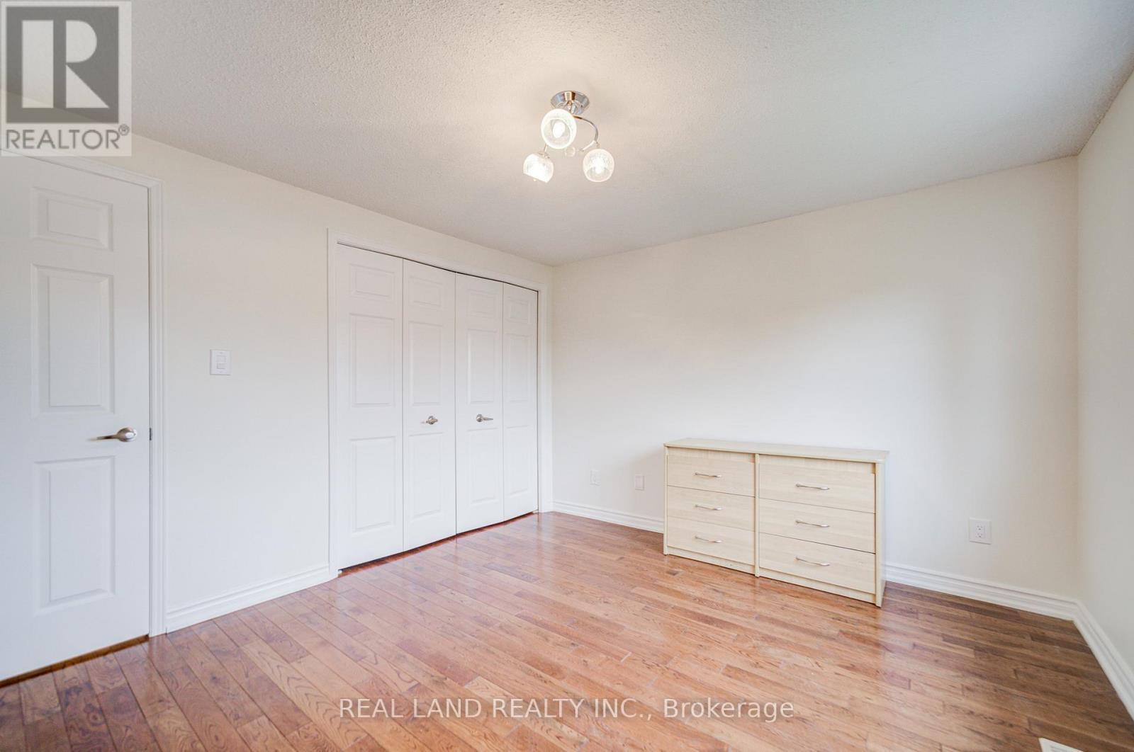 46 Wintermute Boulevard, Toronto, ON - Indoor Photo Showing Other Room