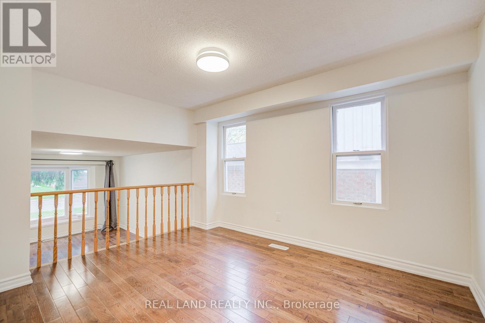 46 Wintermute Boulevard, Toronto, ON - Indoor Photo Showing Other Room