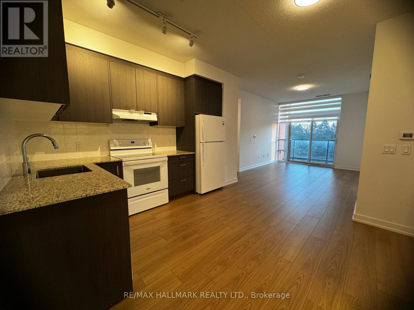 214 - 1010 Dundas Street E, Whitby, ON - Indoor Photo Showing Kitchen