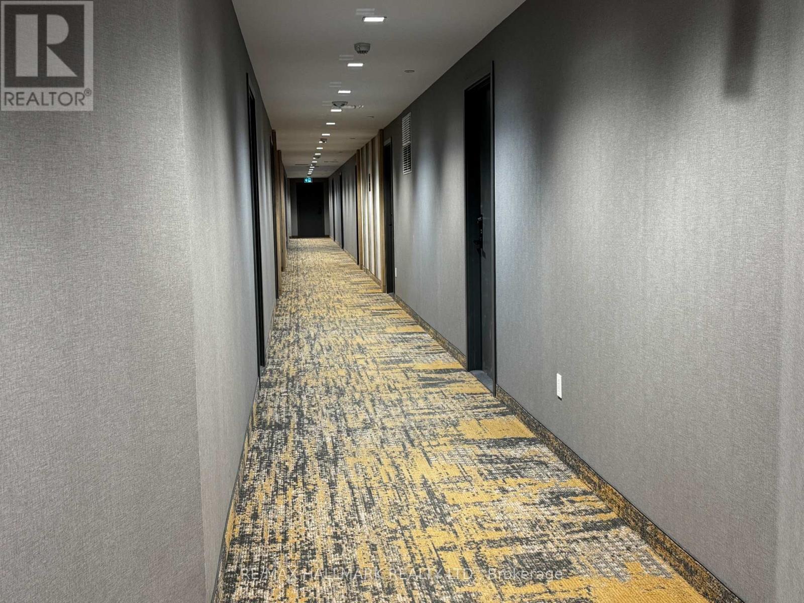 214 - 1010 Dundas Street E, Whitby, ON - Indoor Photo Showing Other Room