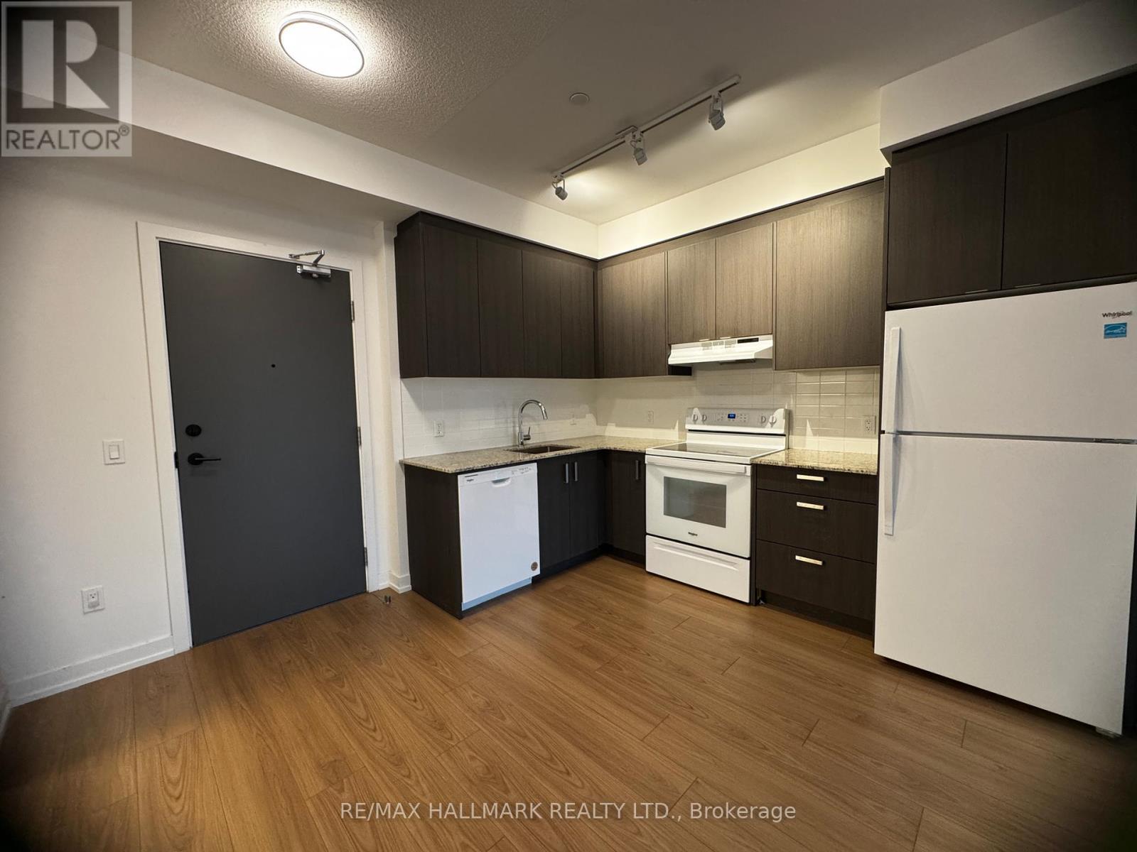 214 - 1010 Dundas Street E, Whitby, ON - Indoor Photo Showing Kitchen
