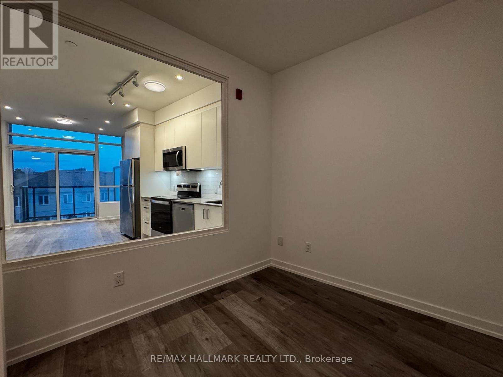 323 - 1010 Dundas Street E, Whitby, ON - Indoor Photo Showing Other Room