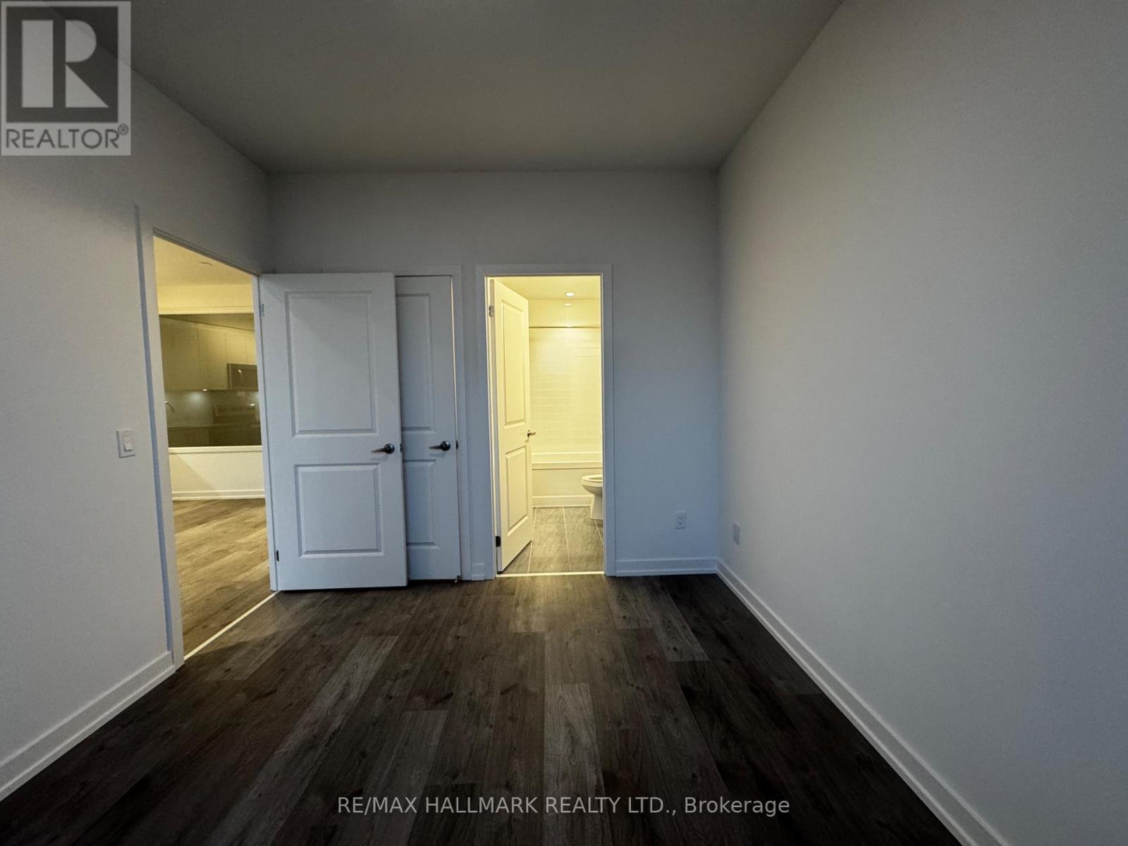 323 - 1010 Dundas Street E, Whitby, ON - Indoor Photo Showing Other Room