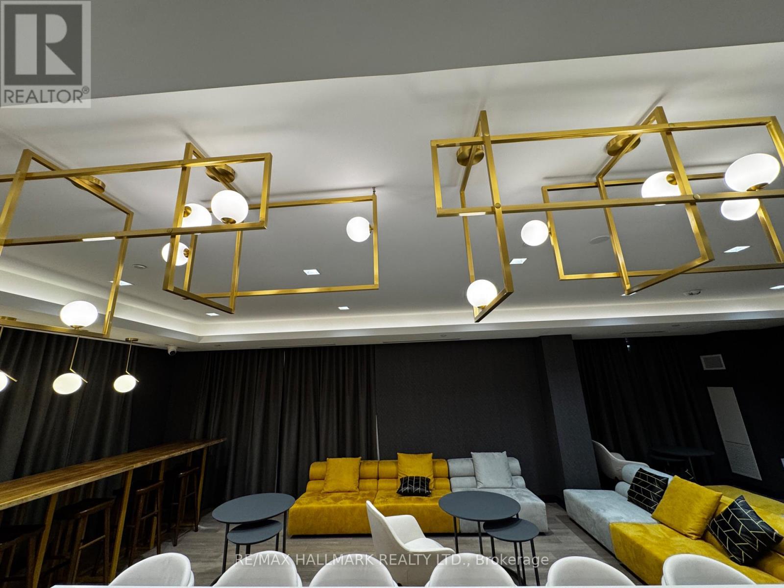 323 - 1010 Dundas Street E, Whitby, ON - Photo Showing Other Room