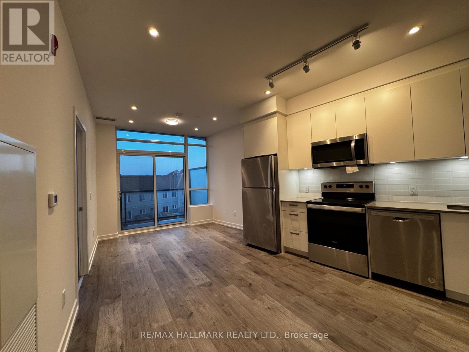 323 - 1010 Dundas Street E, Whitby, ON - Indoor Photo Showing Kitchen With Stainless Steel Kitchen