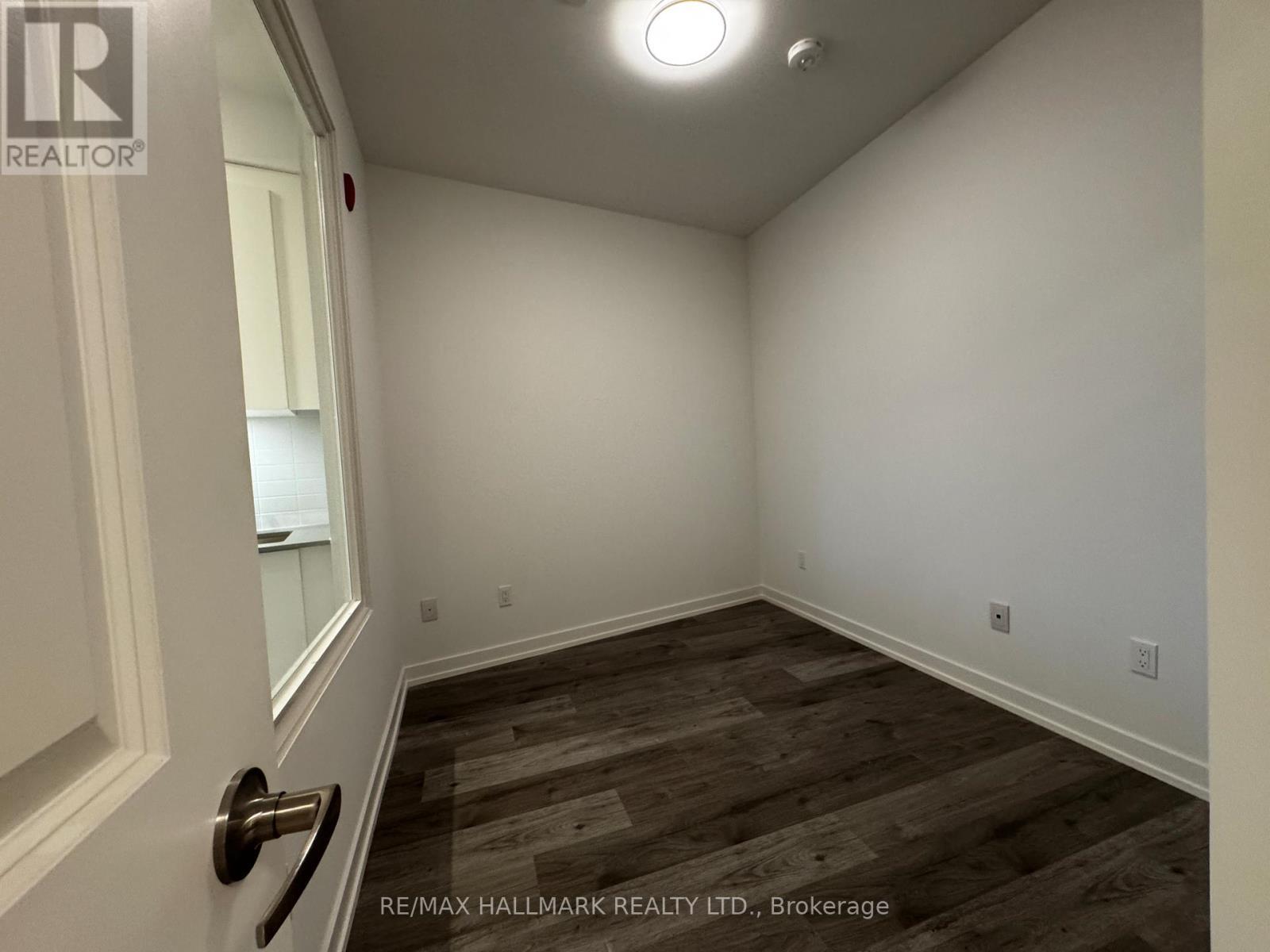 323 - 1010 Dundas Street E, Whitby, ON - Indoor Photo Showing Other Room