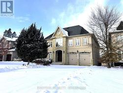 86 SNIVELY STREET Richmond Hill, ON L4E 3E9