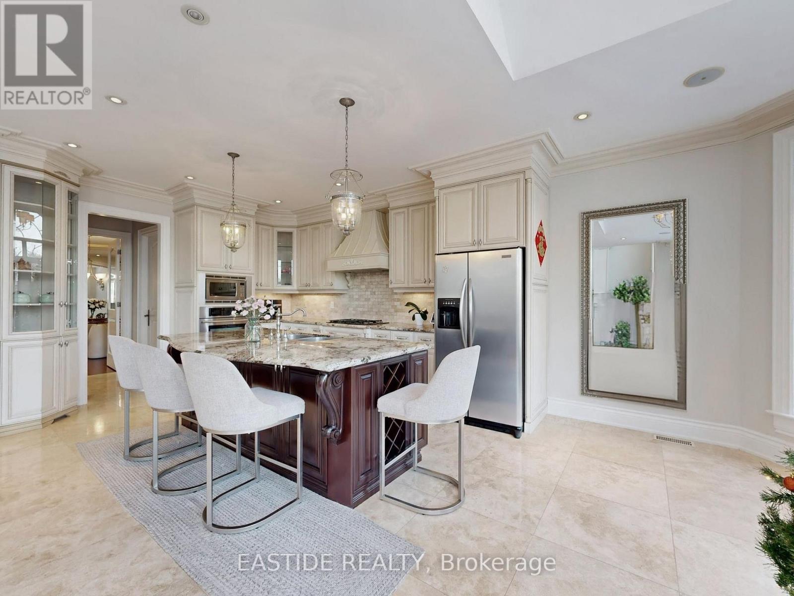 86 Snively Street, Richmond Hill, ON - Indoor