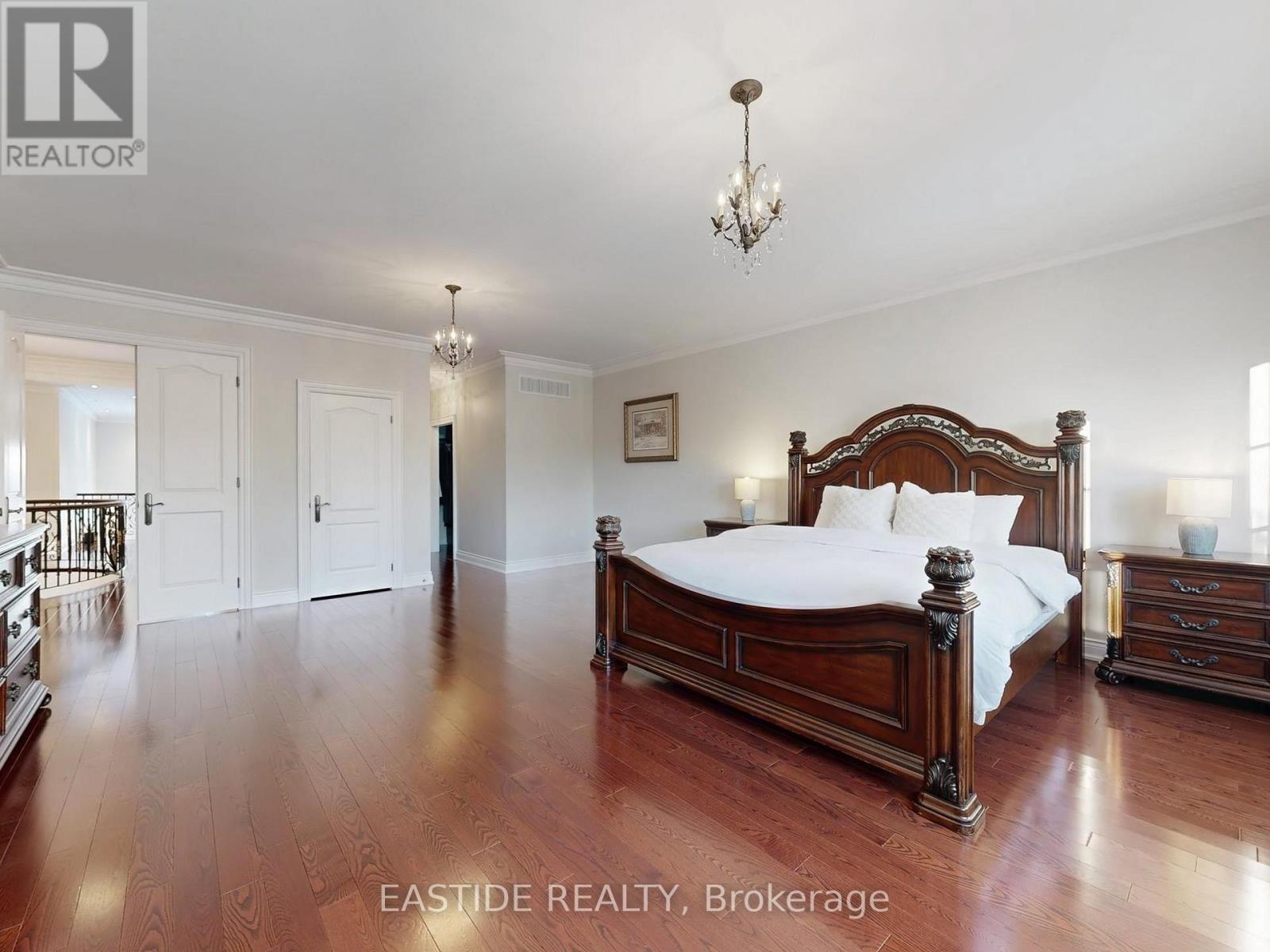 86 Snively Street, Richmond Hill, ON - Indoor Photo Showing Bedroom