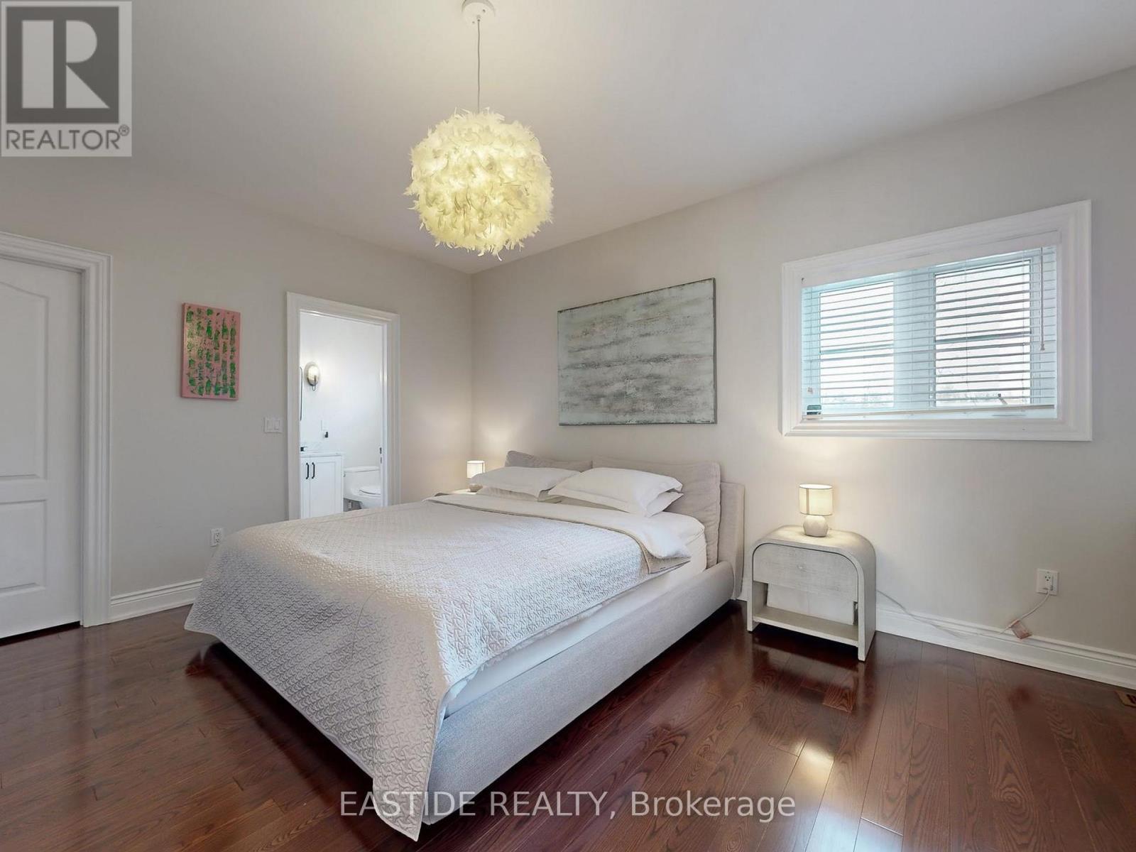 86 Snively Street, Richmond Hill, ON - Indoor Photo Showing Bedroom