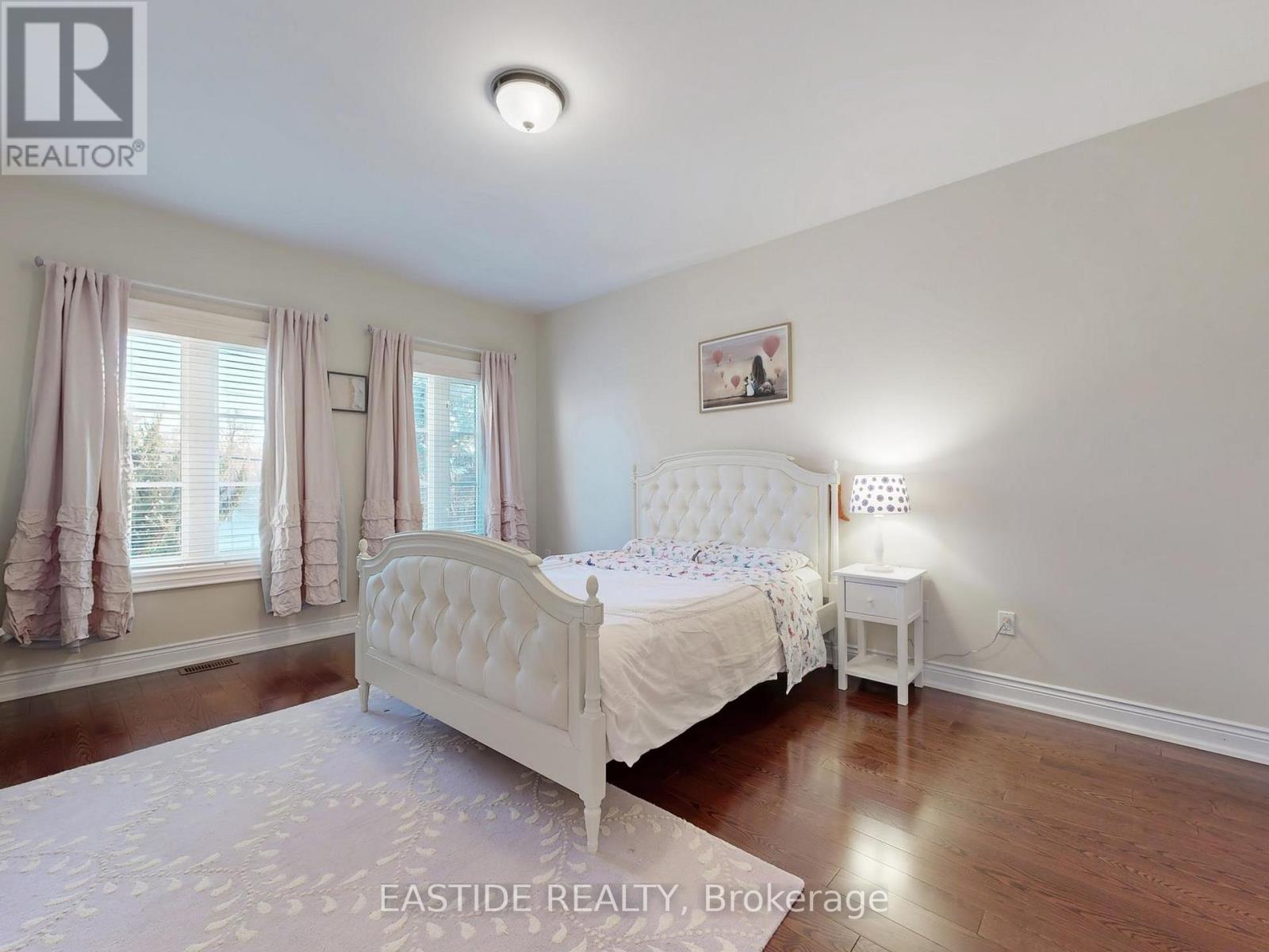 86 Snively Street, Richmond Hill, ON - Indoor Photo Showing Bedroom