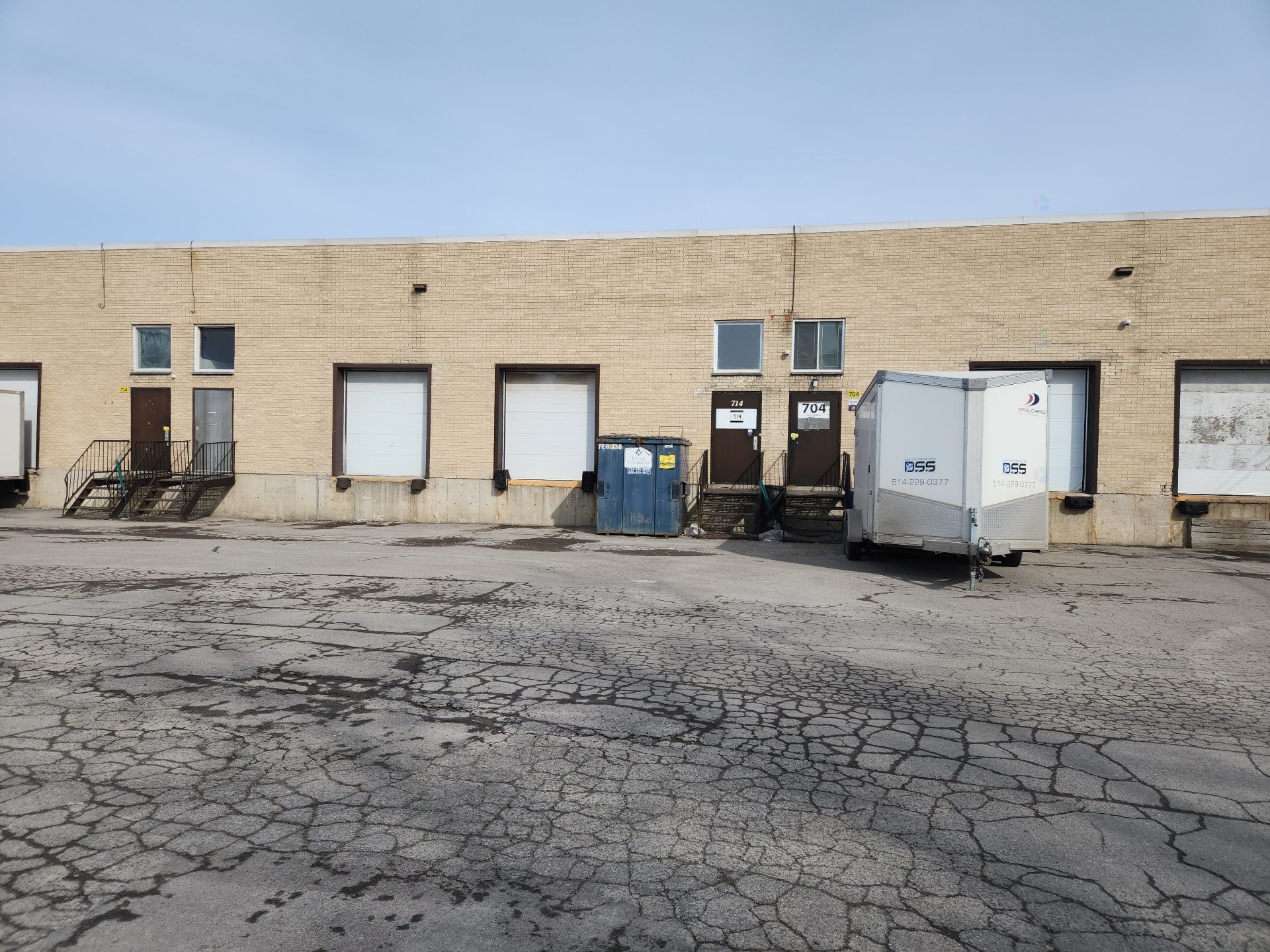 Back of Structure - 714 Boul. Du Curé-Boivin, Boisbriand, QC - Outdoor