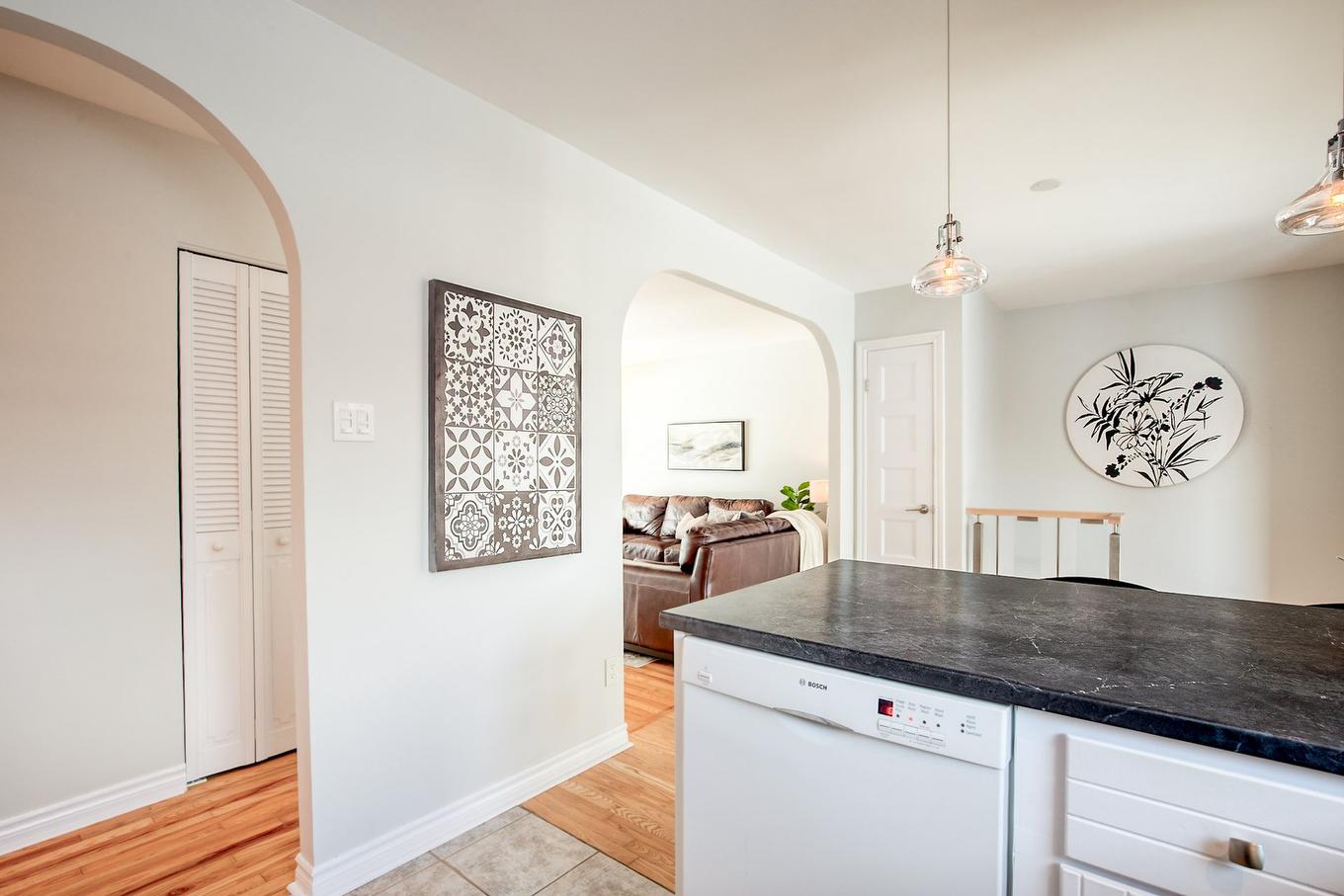 Kitchen - 1290 Rue Boisbriand, Saint-Bruno-De-Montarville, QC - Indoor Photo Showing Kitchen