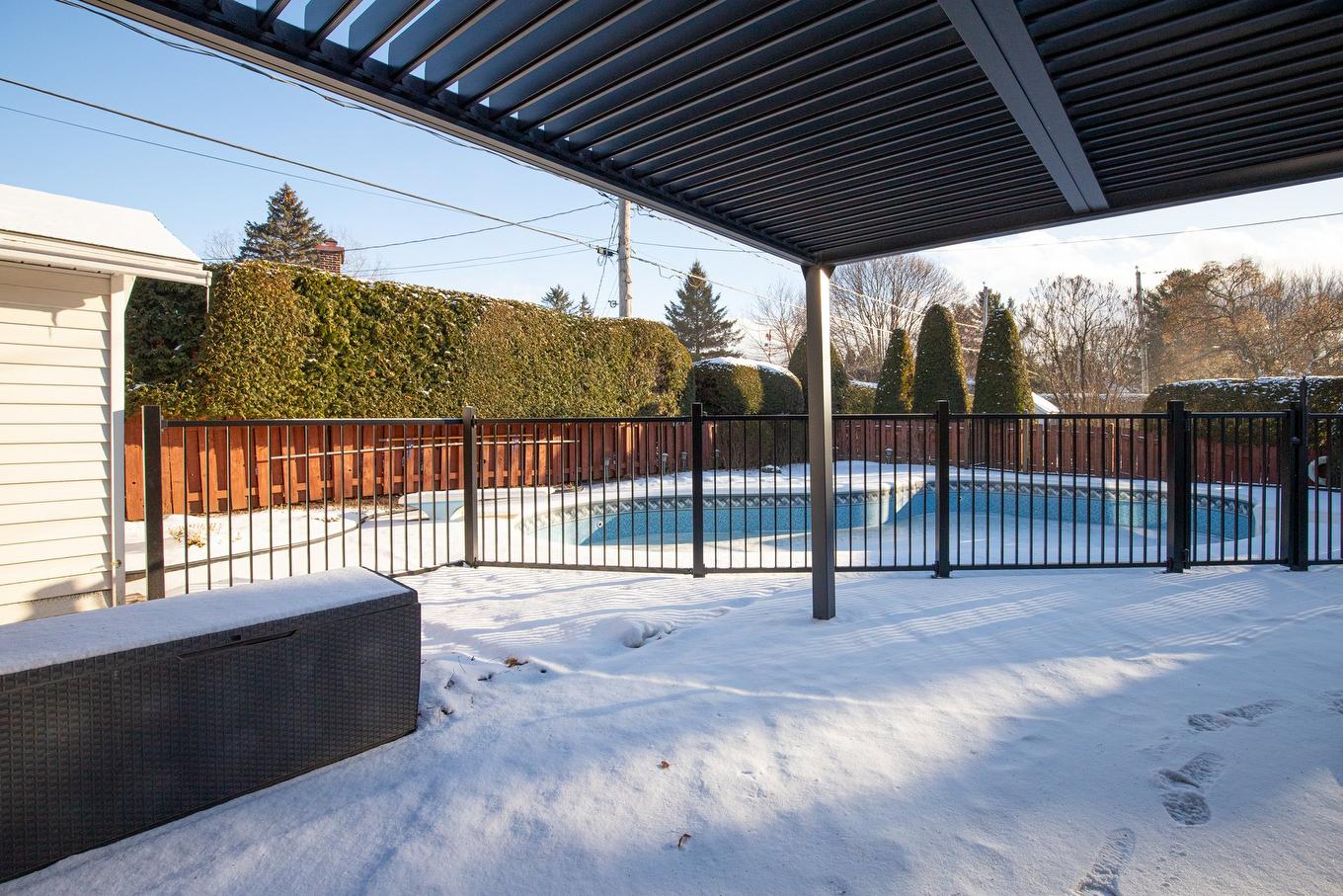 Backyard - 1290 Rue Boisbriand, Saint-Bruno-De-Montarville, QC - Outdoor With Exterior