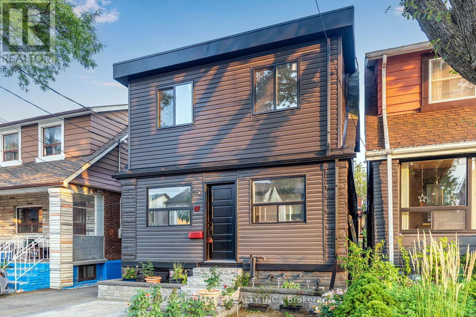 47 Mahoney Ave - 47 Mahoney Avenue, Toronto, ON - Outdoor With Facade