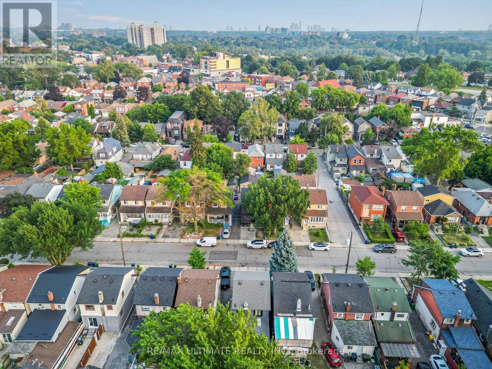 Mature neighbourhood - 47 Mahoney Avenue, Toronto, ON - Outdoor With View