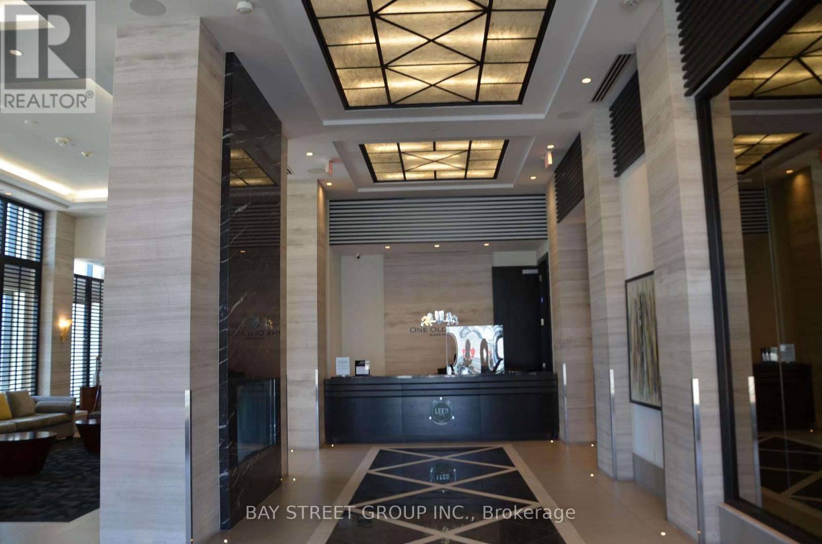 2 of 18 - 124 - 1 Old Mill Drive, Toronto, ON - Photo Showing Other Room