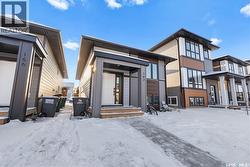 162 Leskiw LANE Saskatoon, SK S7V 1R6