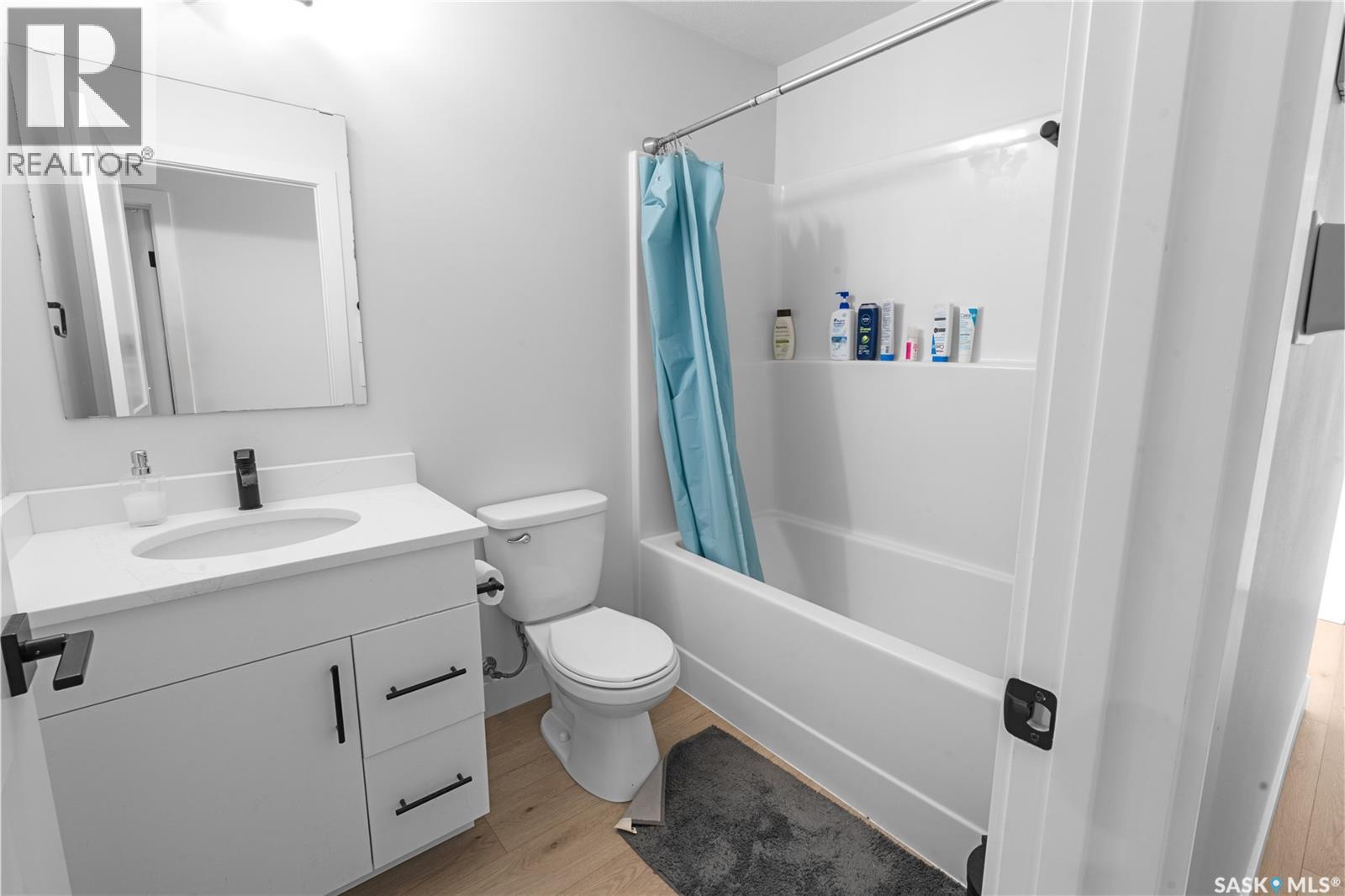 162 Leskiw Lane, Saskatoon, SK - Indoor Photo Showing Bathroom