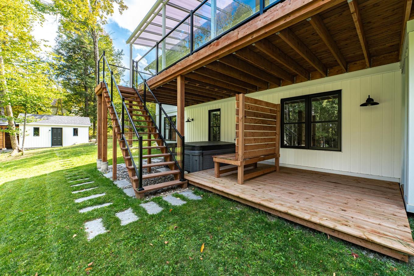 Backyard - 349 Ch. Des Mômes, Saint-Sauveur, QC - Outdoor With Exterior