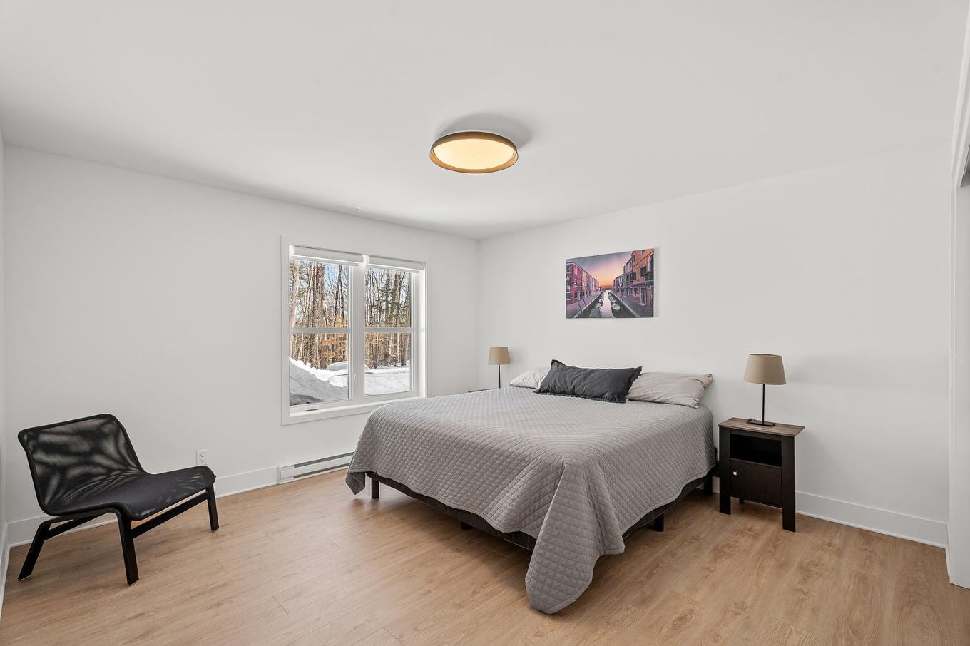 Bedroom - 349 Ch. Des Mômes, Saint-Sauveur, QC - Indoor Photo Showing Bedroom