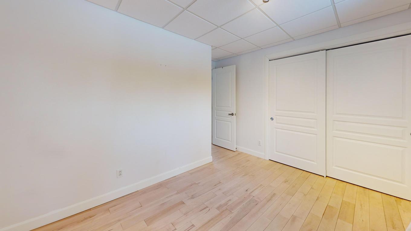 Chambre à coucher - 2355 Rue Des Quenouilles, Québec (La Haute-Saint-Charles), QC - Indoor Photo Showing Other Room