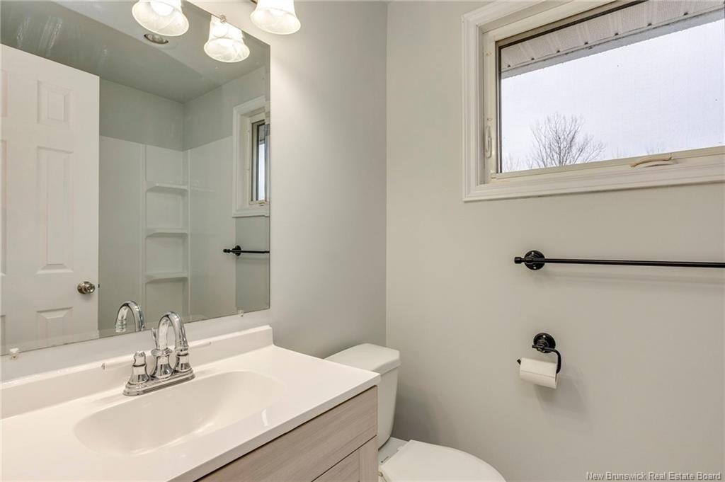 31-33 Kelly Rd, Moncton, NB