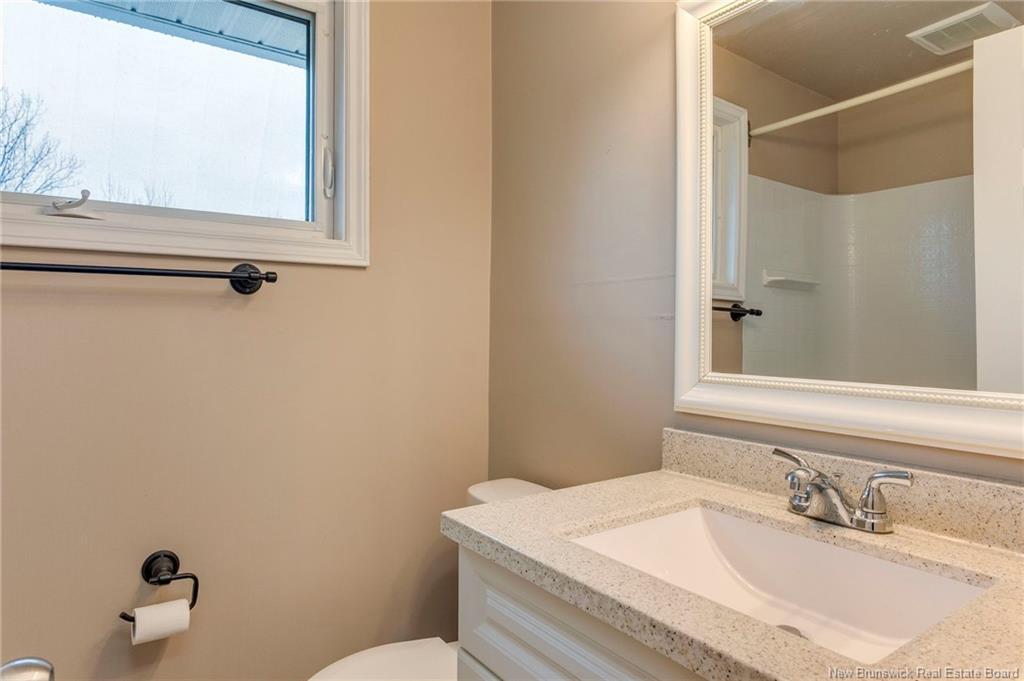 31-33 Kelly Rd, Moncton, NB