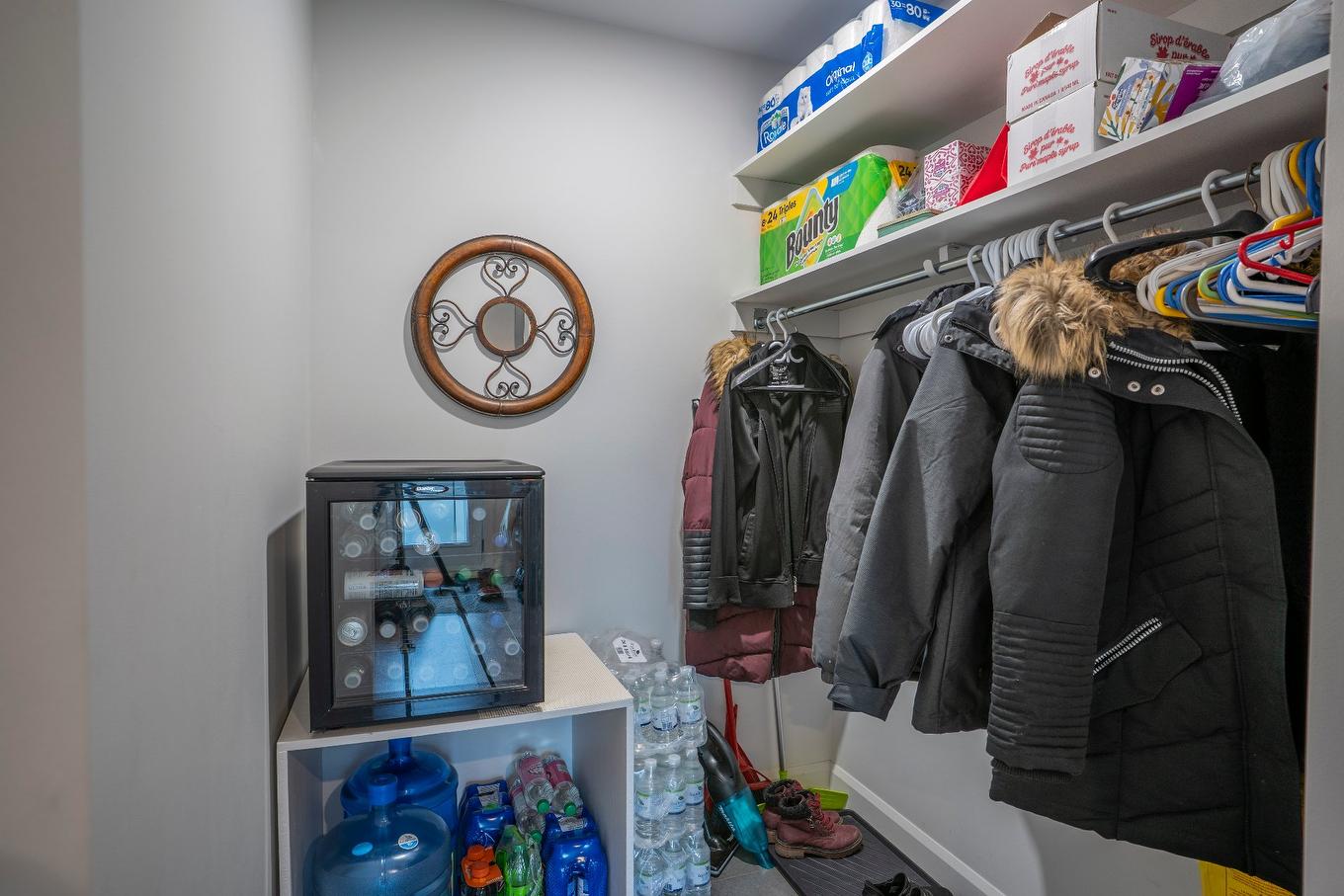 Walk-in closet - 208 42E Avenue, Beauceville, QC - Indoor With Storage