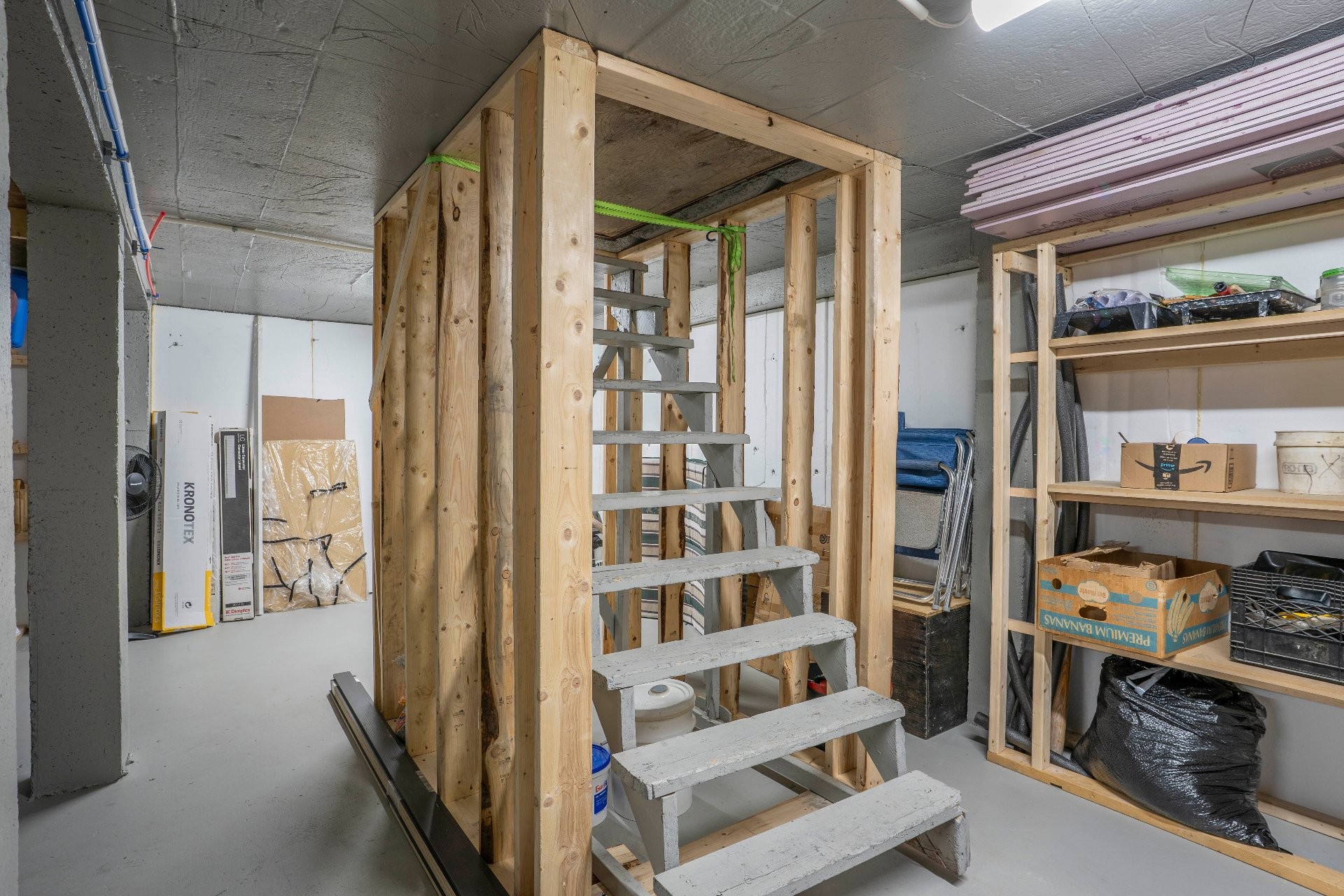 Storage - 208 42E Avenue, Beauceville, QC - Indoor Photo Showing Other Room