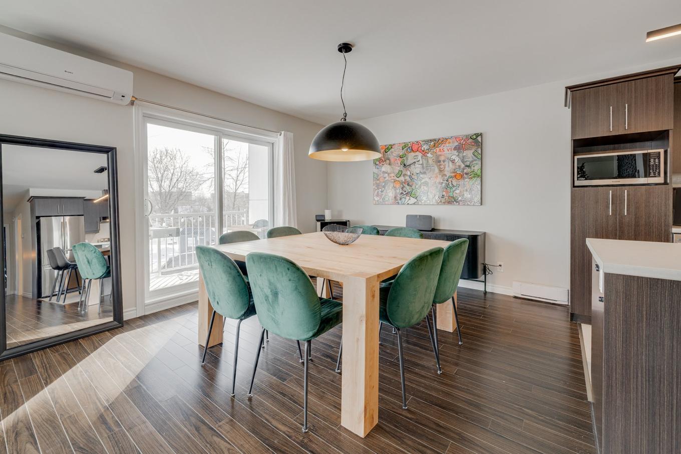 Salle à manger - 7355 Rue Jacqueline-Auriol, Québec (Sainte-Foy/Sillery/Cap-Rouge), QC - Indoor Photo Showing Dining Room