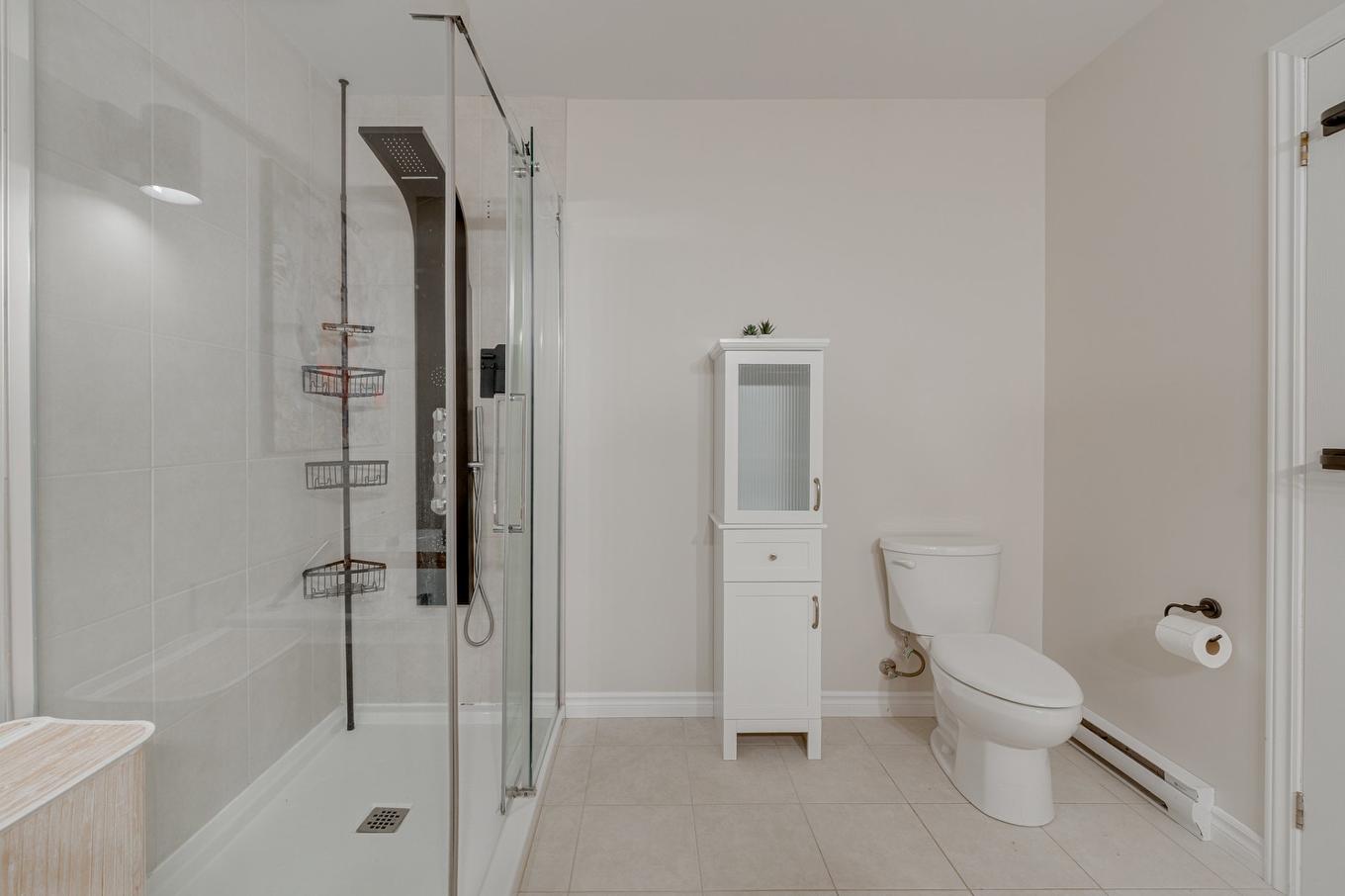 Salle de bains - 7355 Rue Jacqueline-Auriol, Québec (Sainte-Foy/Sillery/Cap-Rouge), QC - Indoor Photo Showing Bathroom