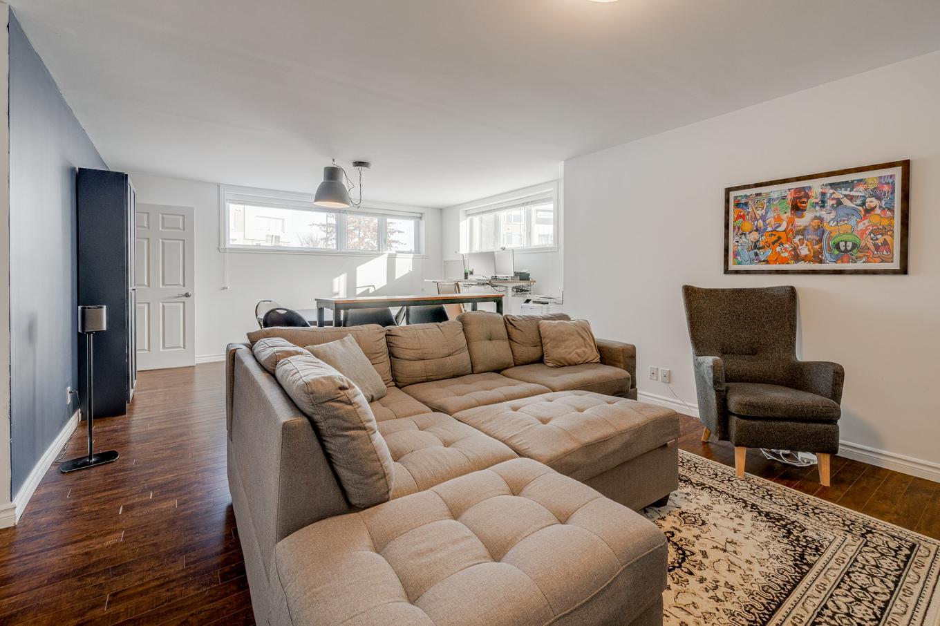 Salle familiale - 7355 Rue Jacqueline-Auriol, Québec (Sainte-Foy/Sillery/Cap-Rouge), QC - Indoor Photo Showing Living Room