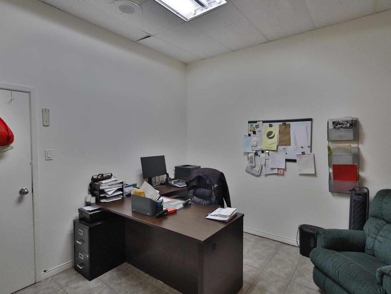 Commerce - 851 - 859 Rue De La Vérendrye, Trois-Rivières, QC - Indoor Photo Showing Office