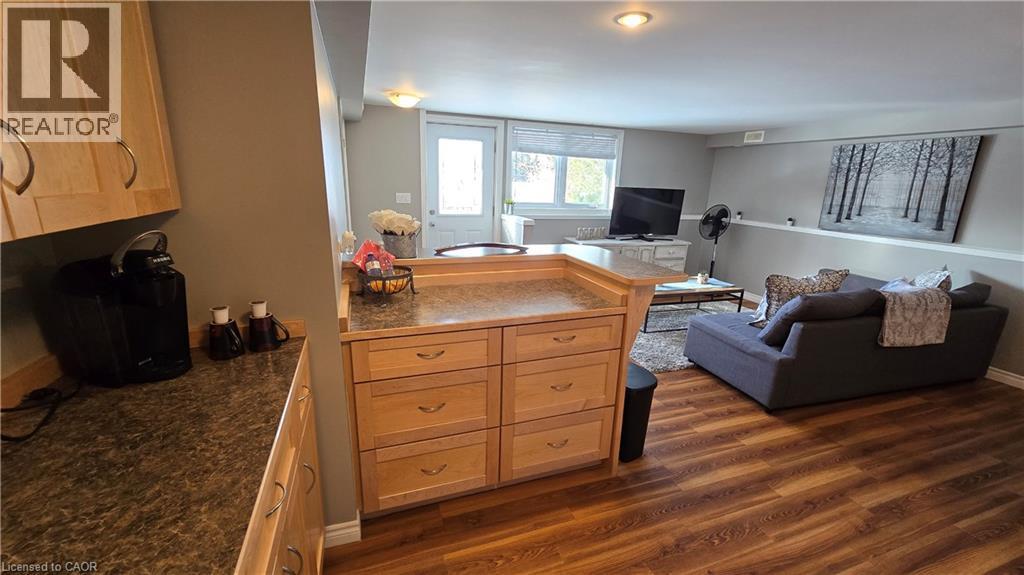 101 Lang Crescent Unit# B, Kitchener, ON - Indoor